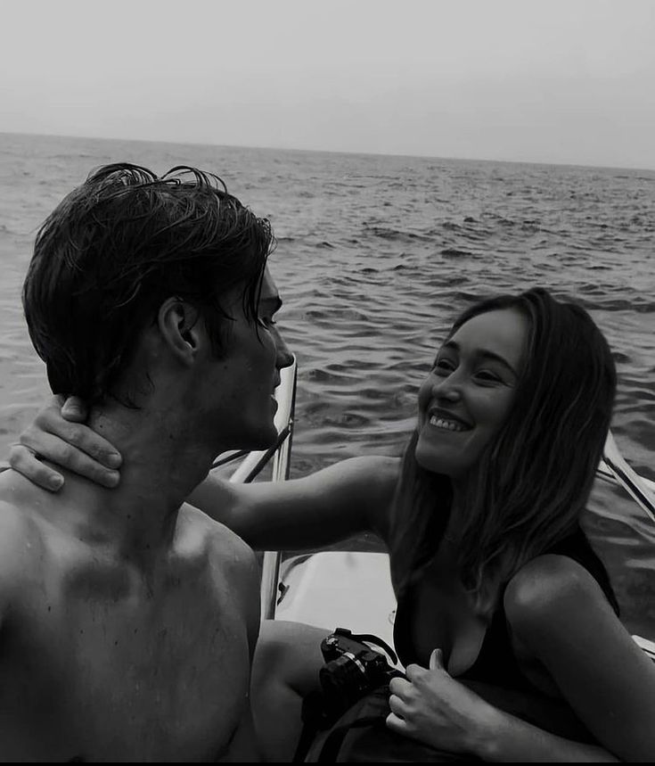 Varis & Ada, "Kelebeği Öldürmek"